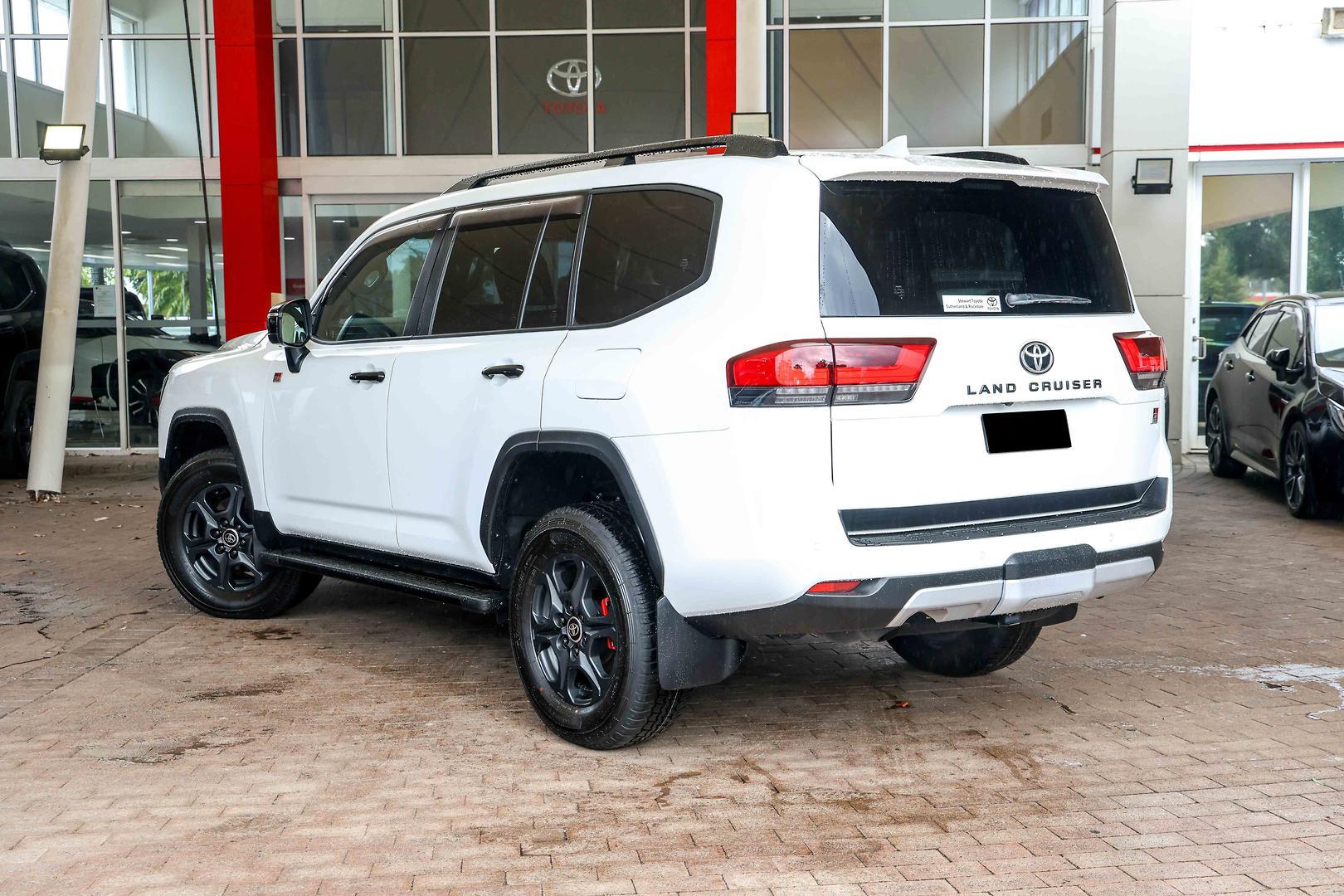 2022 Toyota Landcruiser GR-S in White