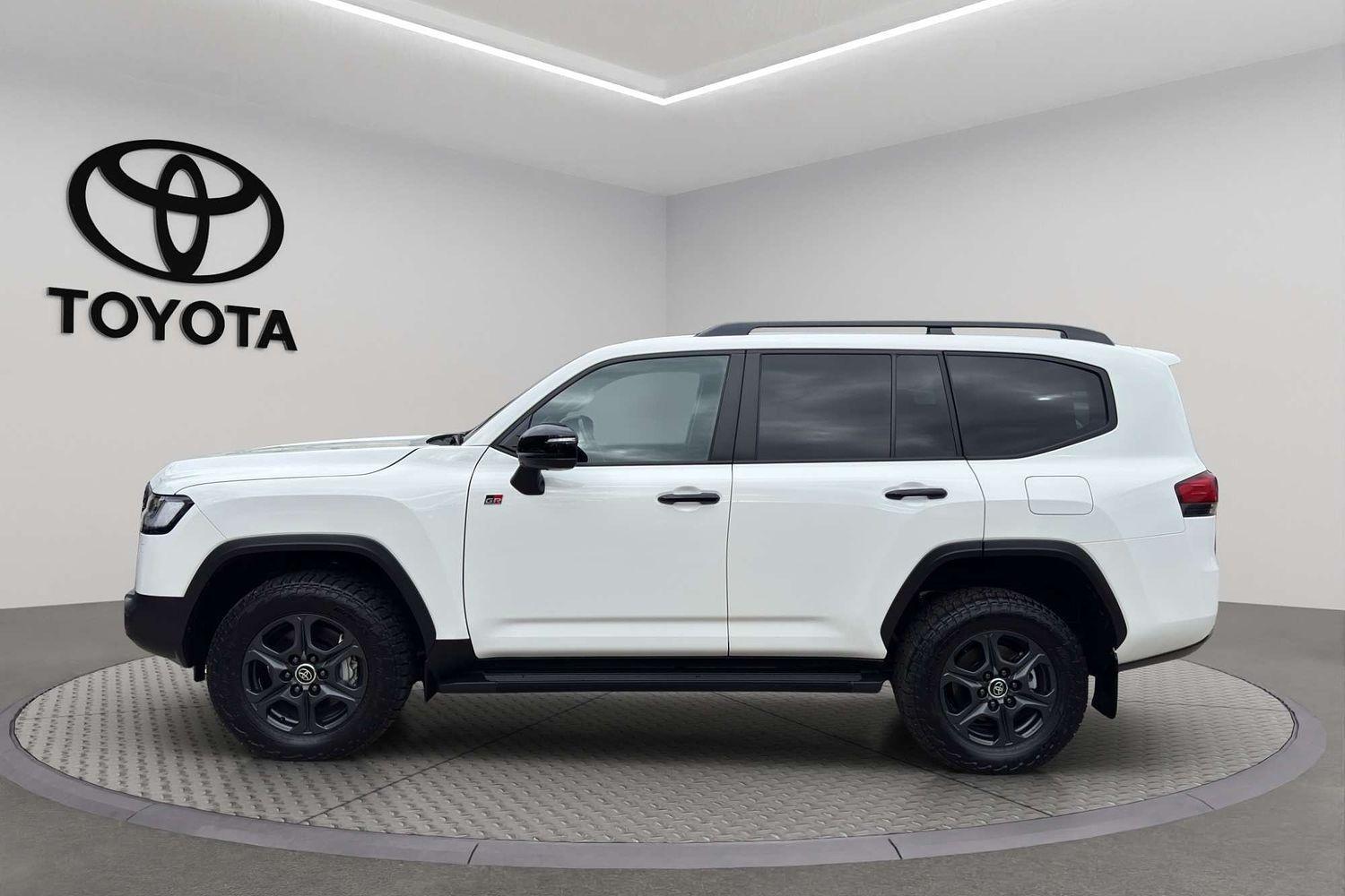 2023 Toyota Landcruiser GR-S in White