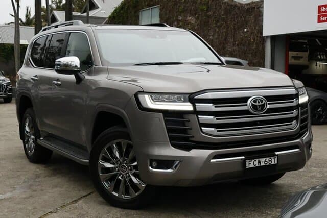 2023 Toyota Landcruiser Sahara ZX in Bronze