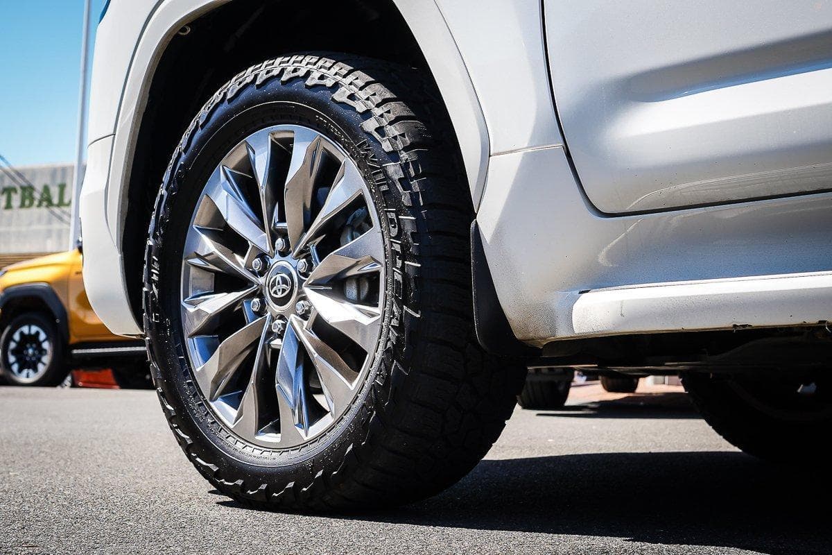 2021 Toyota Landcruiser Sahara ZX in White