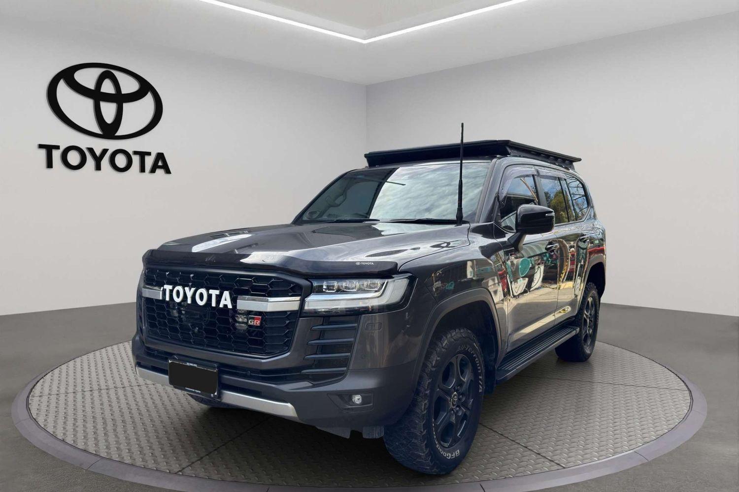 2022 Toyota Landcruiser GR-S in Silver