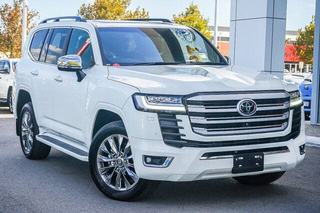 2023 Toyota Landcruiser Sahara ZX in White