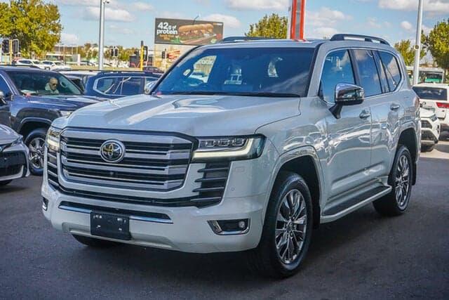 2023 Toyota Landcruiser Sahara ZX in White