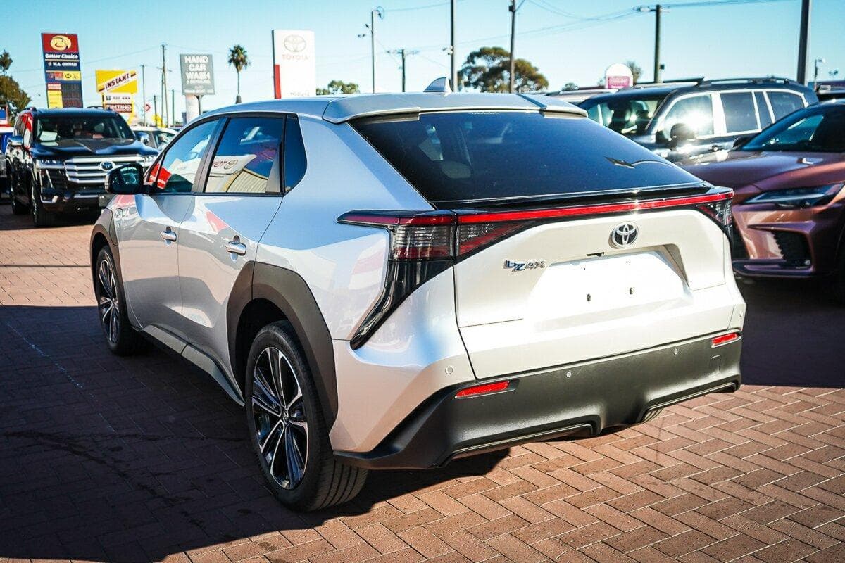 2024 Toyota bZ4X 2WD in Silver