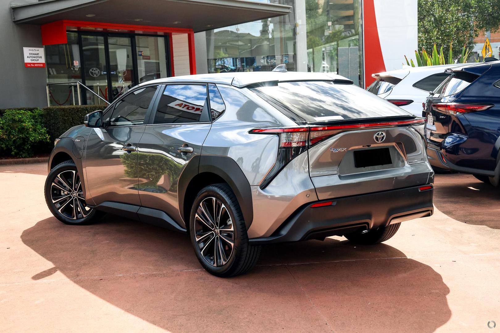 2024 Toyota bZ4X Standard 2WD in Silver