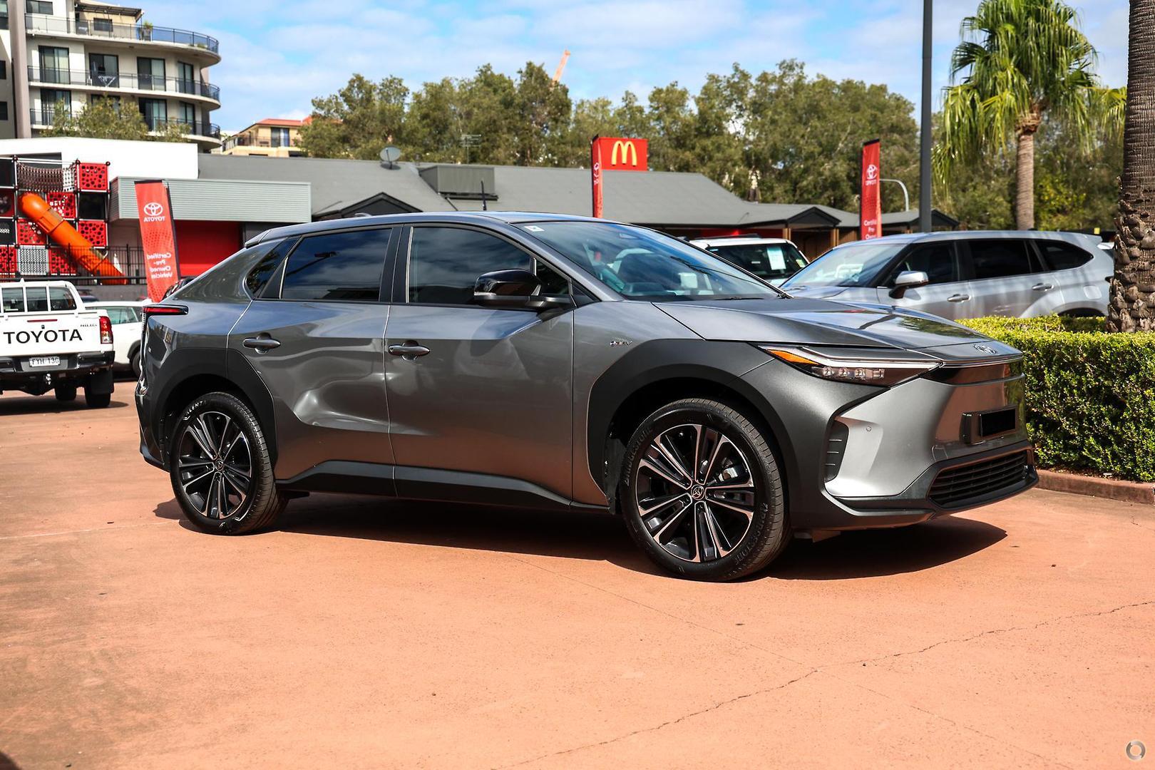 2024 Toyota bZ4X Standard 2WD in Silver