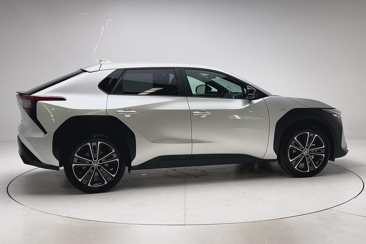 2024 Toyota bZ4X 2WD in Silver