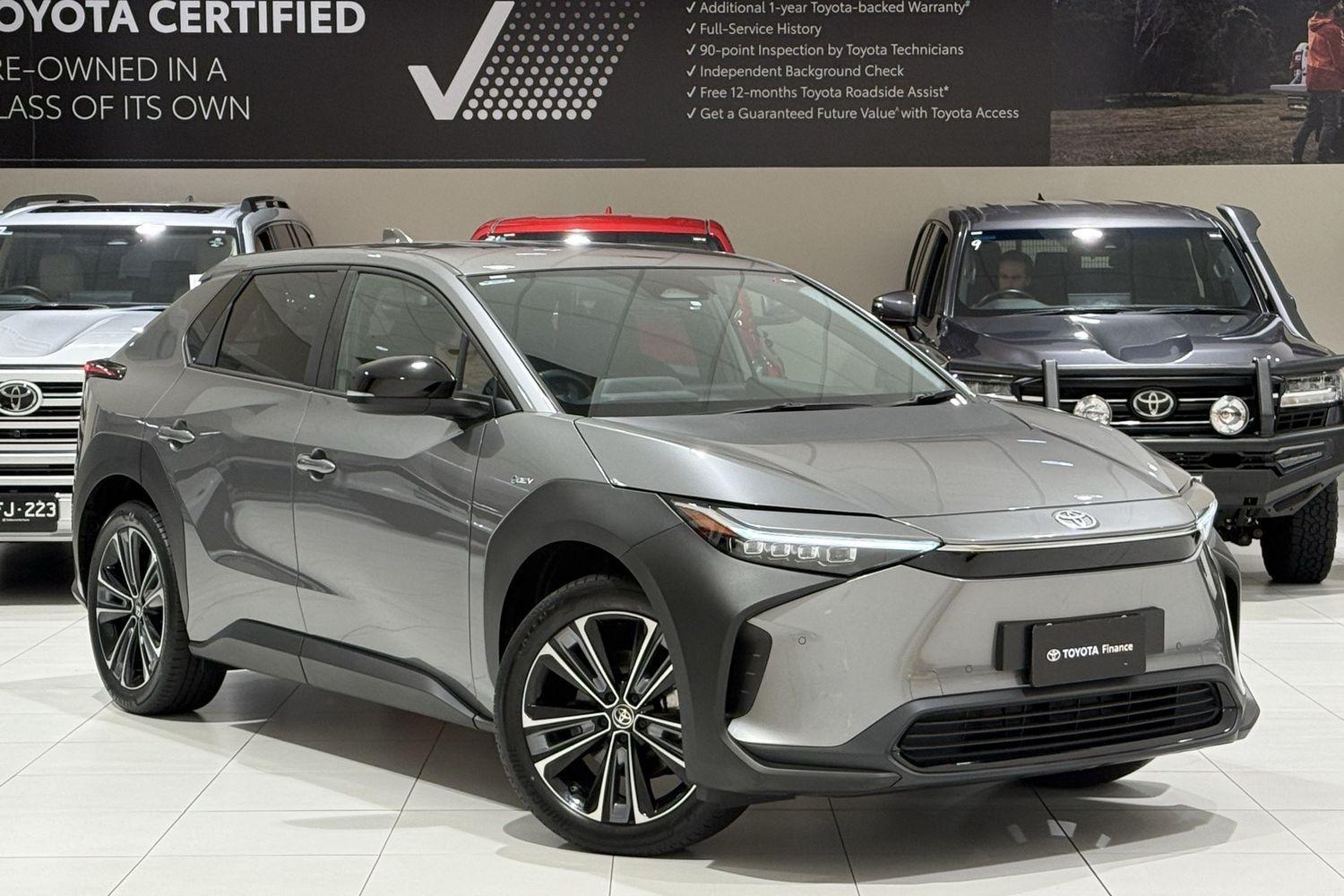 2024 Toyota bZ4X Standard 2WD in Silver