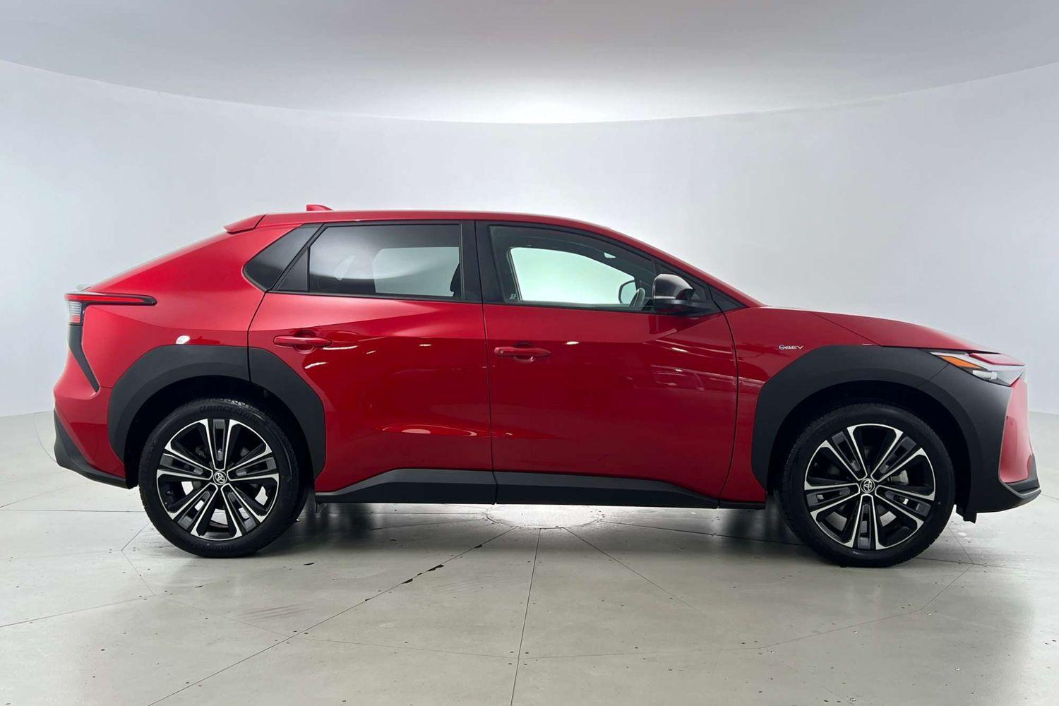 2023 Toyota bZ4X Standard 2WD in Red