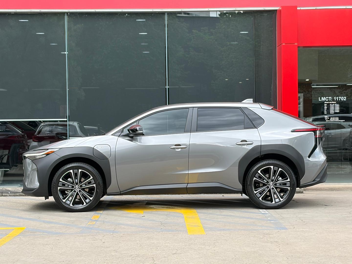 2023 Toyota bZ4X Standard 2WD in Silver