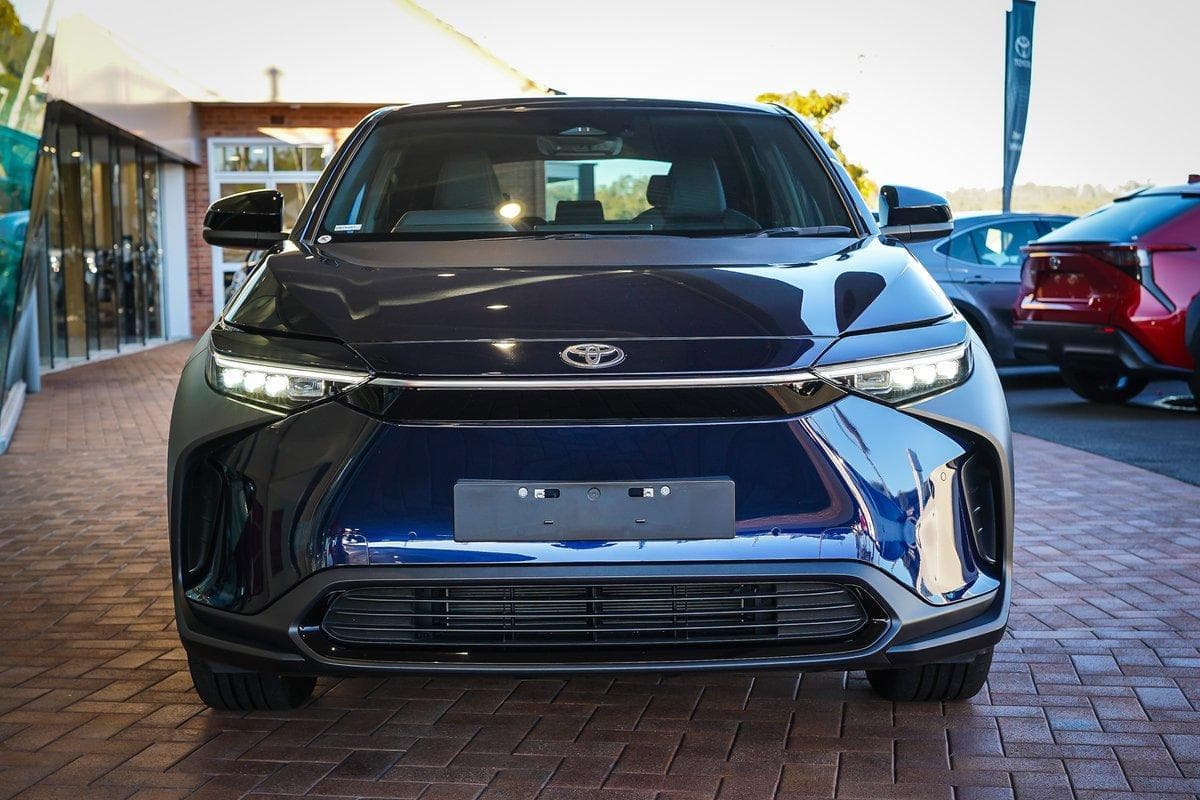 2023 Toyota bZ4X Standard 2WD in Blue
