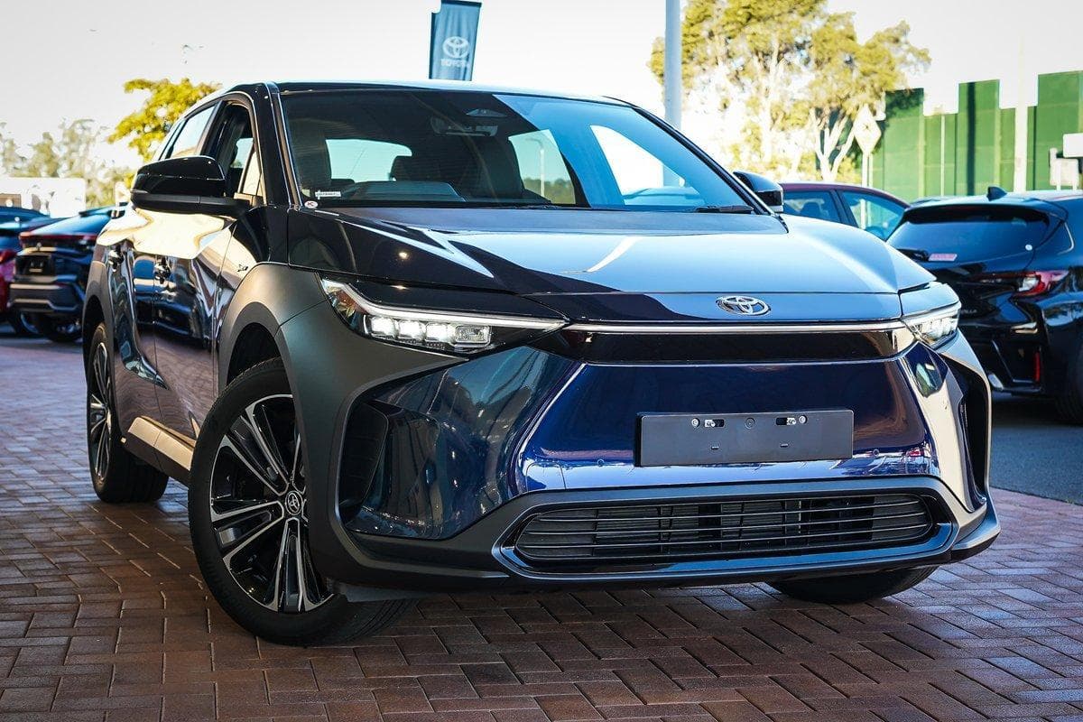 2023 Toyota bZ4X Standard 2WD in Blue