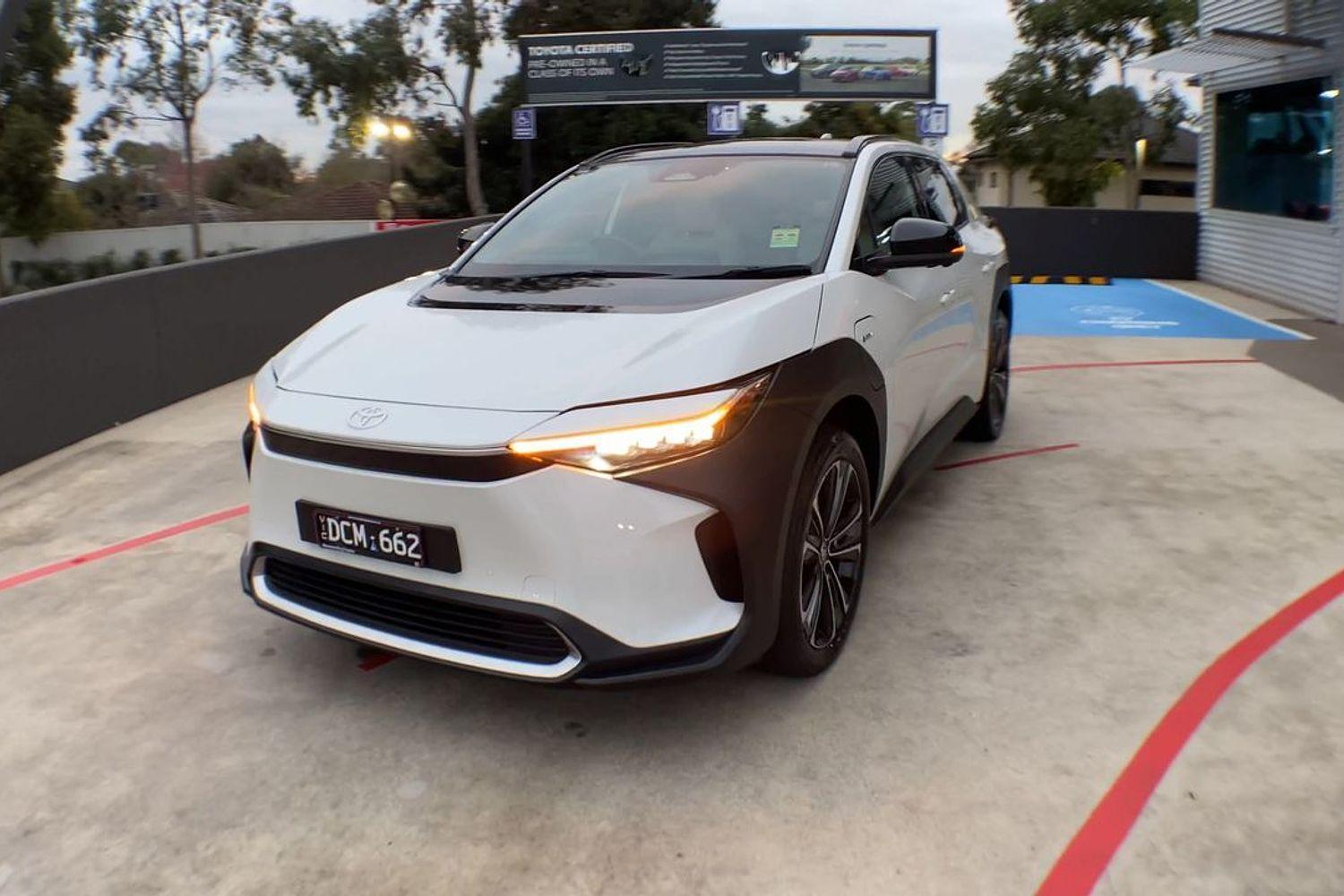 2023 Toyota bZ4X Standard AWD in White