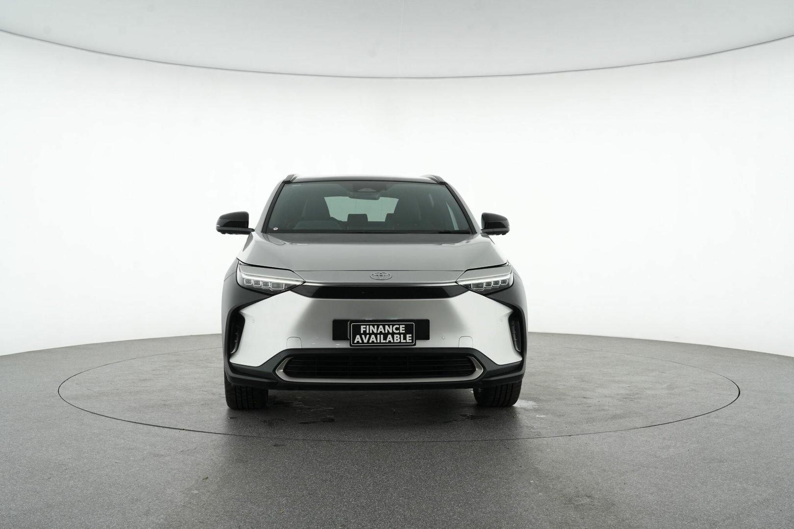 2024 Toyota bZ4X AWD in Silver