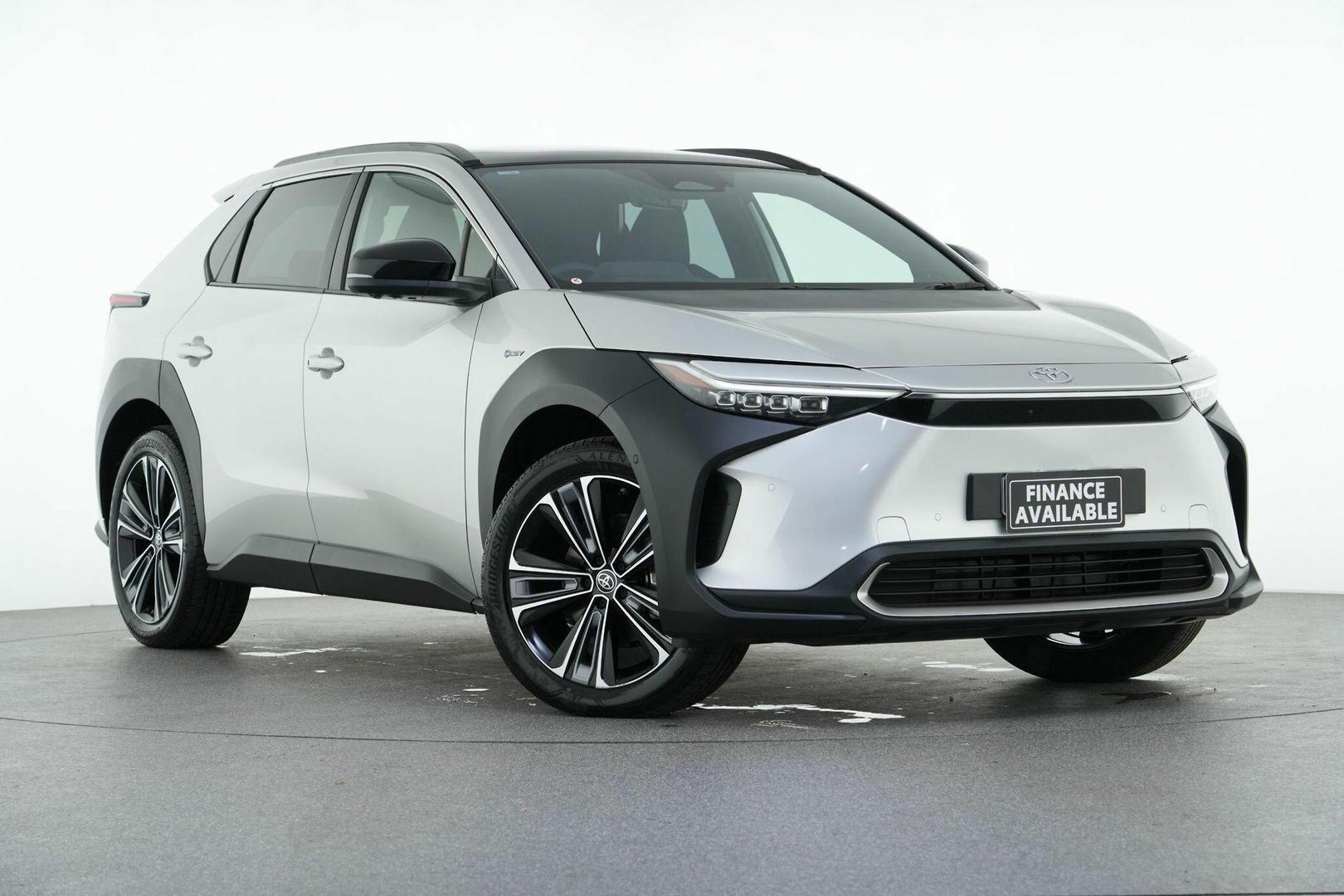 2024 Toyota bZ4X AWD in Silver