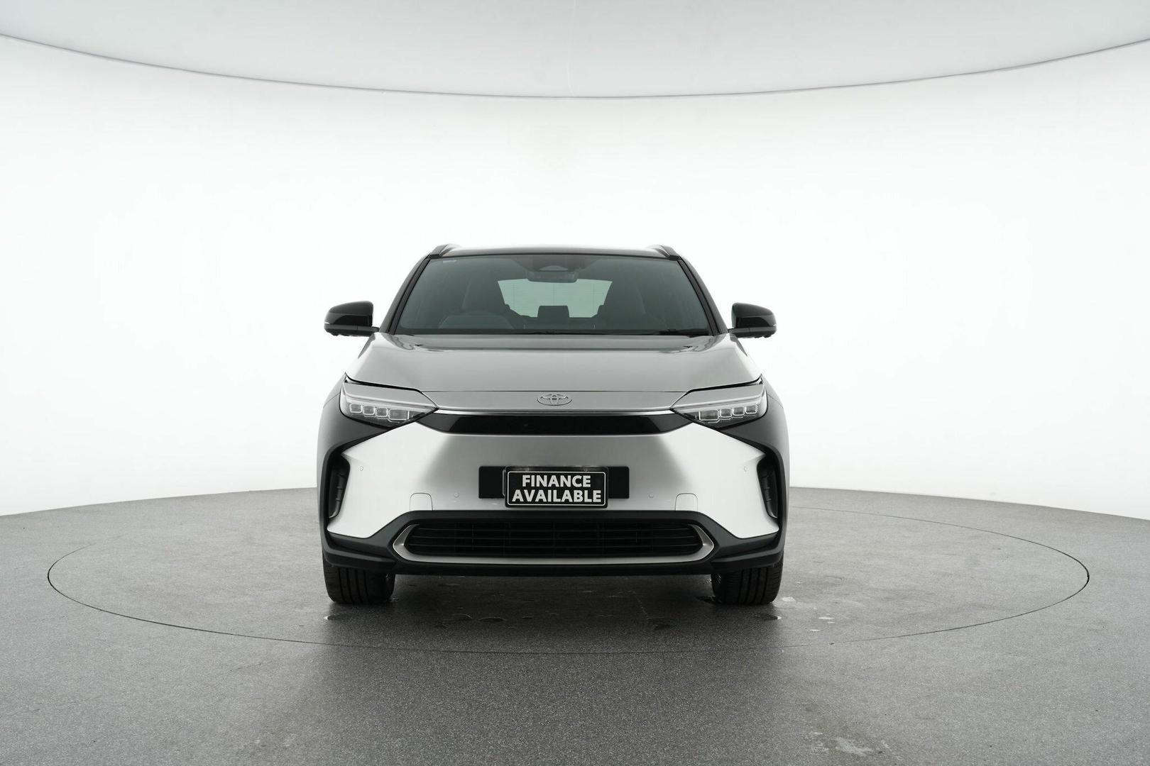 2024 Toyota bZ4X AWD in Silver