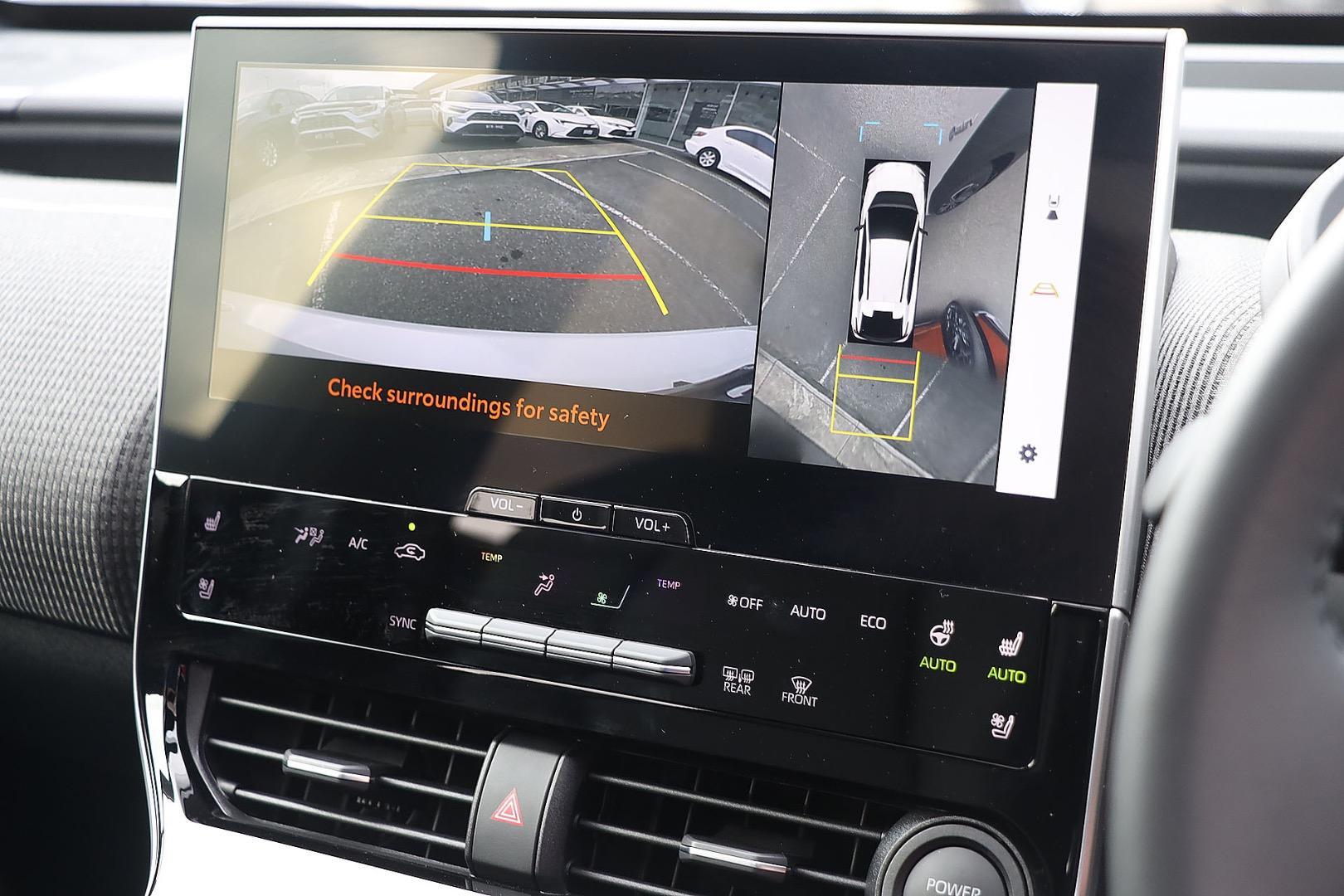 2025 Toyota bZ4X Standard AWD in Two Tone White