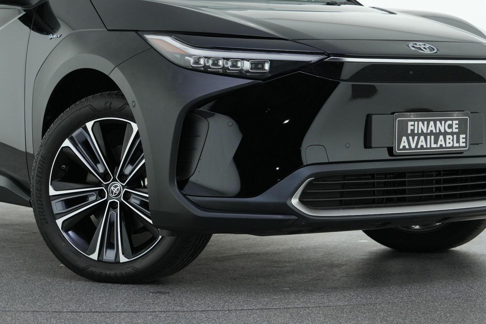 2024 Toyota bZ4X AWD in Black
