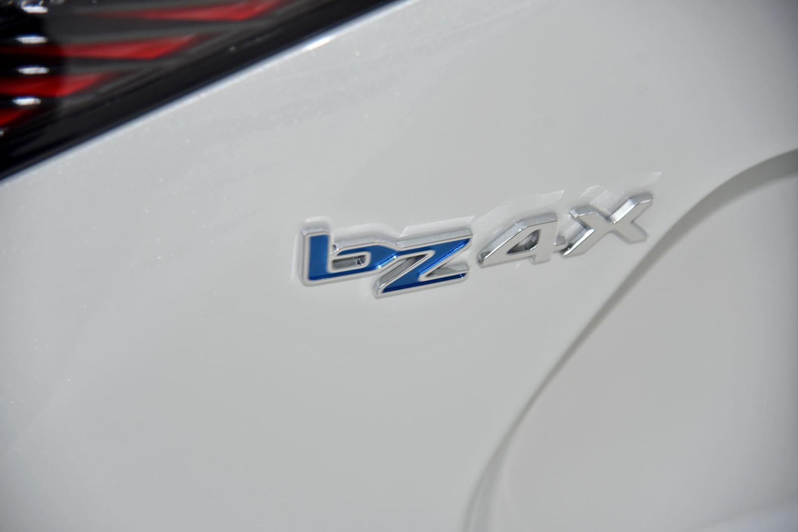 2023 Toyota bZ4X Standard AWD in White