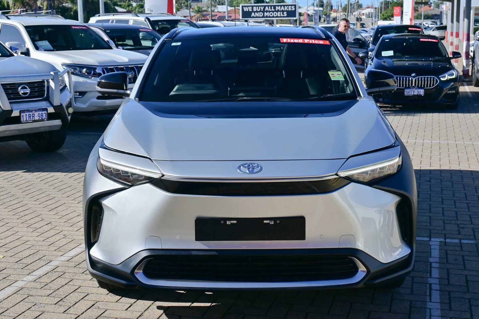 2024 Toyota bZ4X AWD in Silver