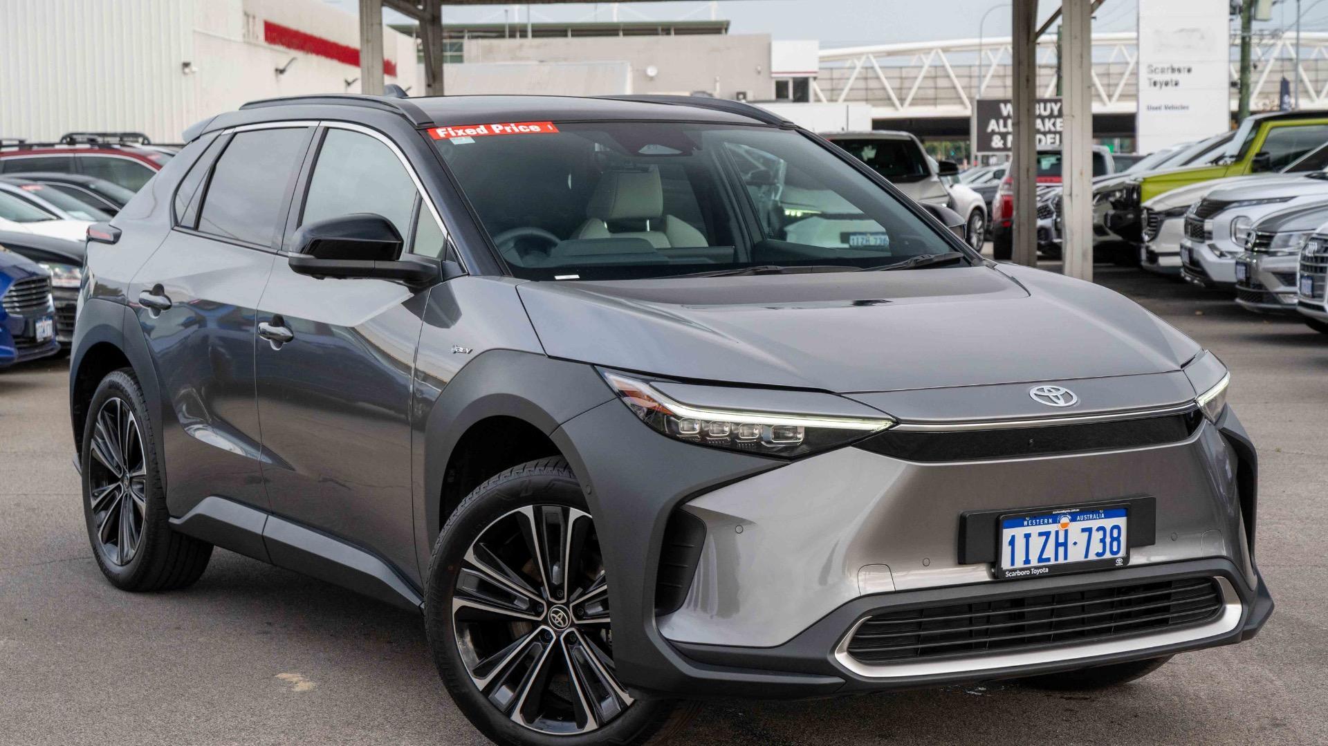 2024 Toyota bZ4X 2WD in Silver