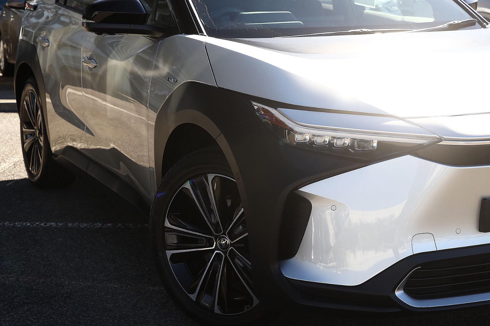 2024 Toyota bZ4X Standard AWD in Two Tone Grey