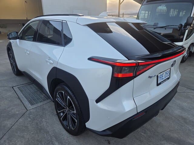 2024 Toyota bZ4X Standard AWD in White