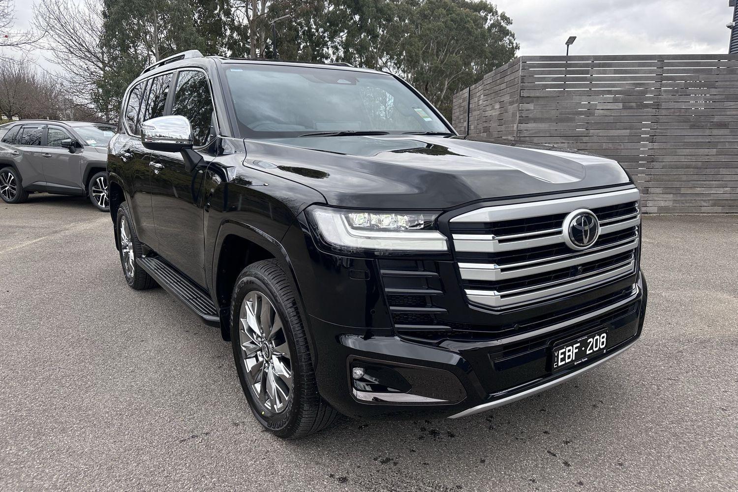2026 Toyota Landcruiser Sahara ZX in Black