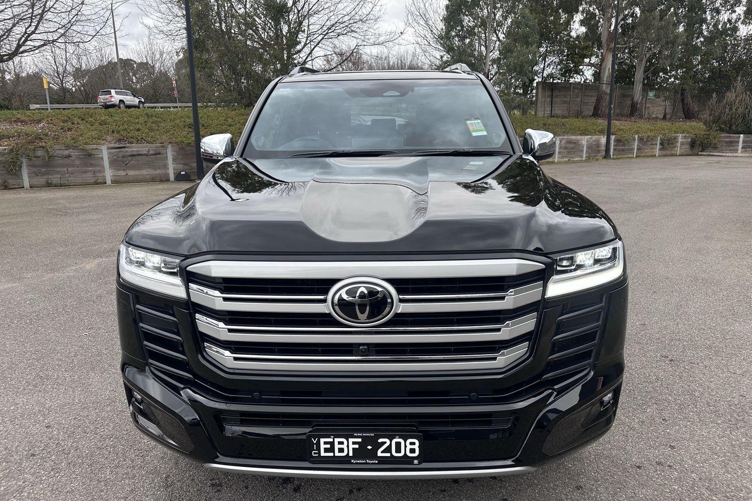 2026 Toyota Landcruiser Sahara ZX in Black