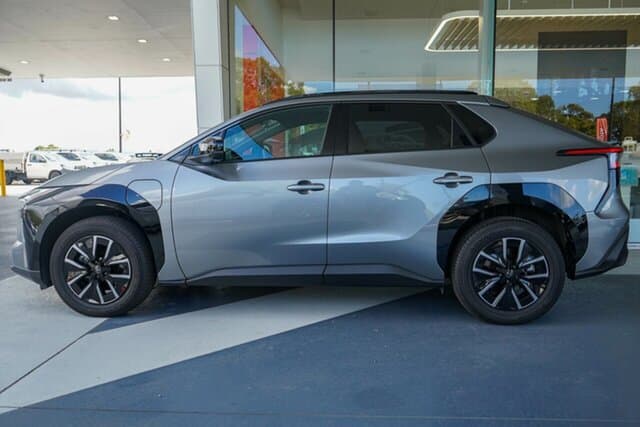 2025 Toyota bZ4X Standard 2WD in Silver