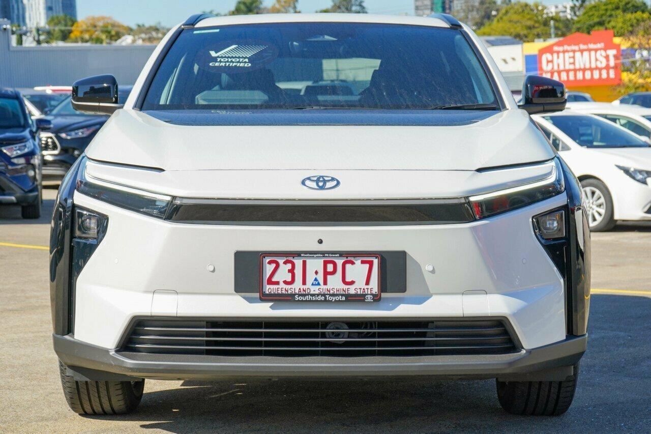 2025 Toyota bZ4X Standard 2WD in White