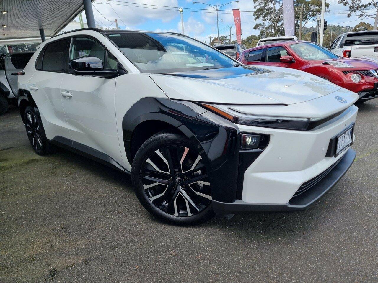 2025 Toyota bZ4X Standard AWD in White