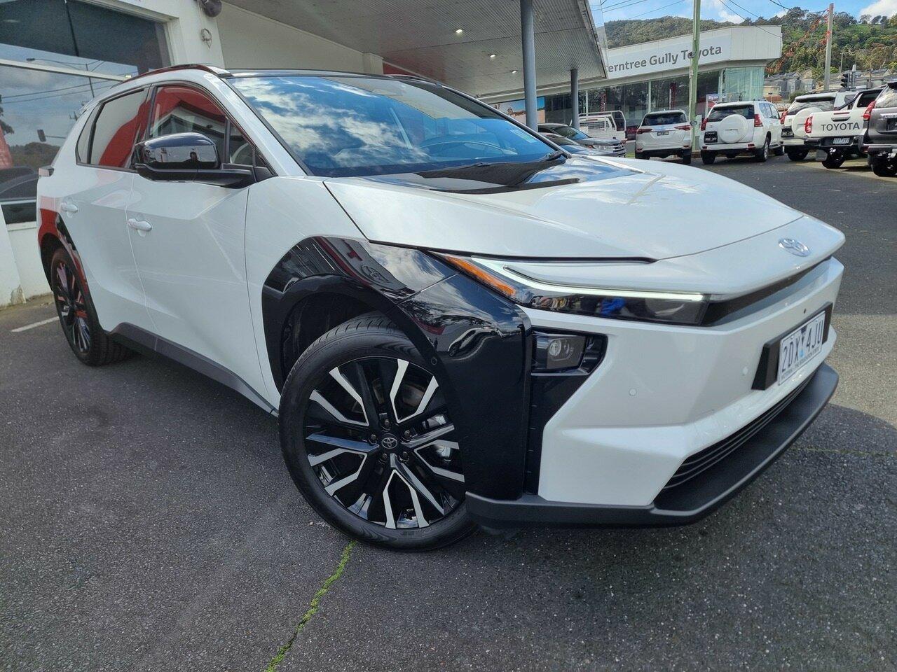 2025 Toyota bZ4X Standard AWD in White