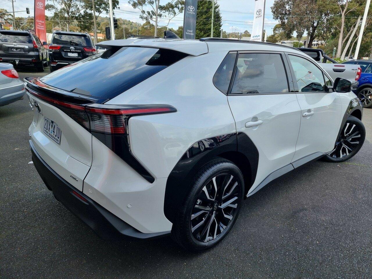 2025 Toyota bZ4X Standard AWD in White