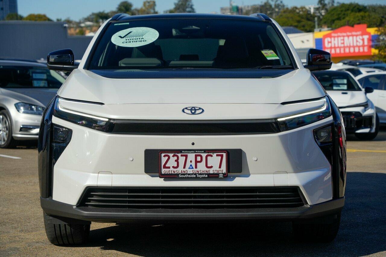 2025 Toyota bZ4X Standard AWD in White