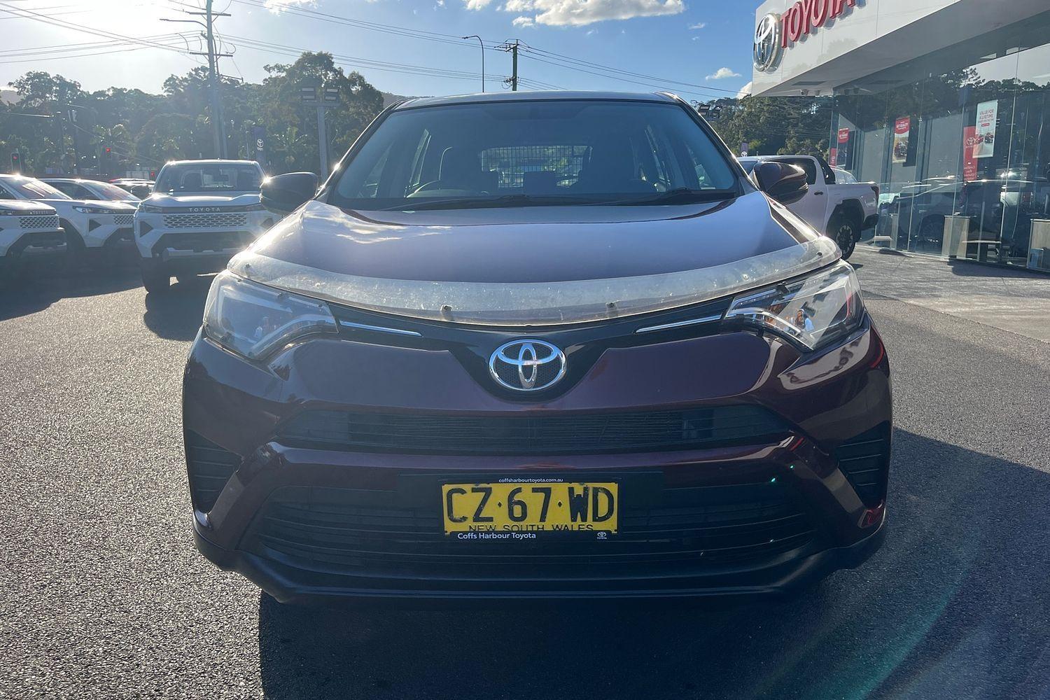 2017 Toyota RAV4 GXL in Red