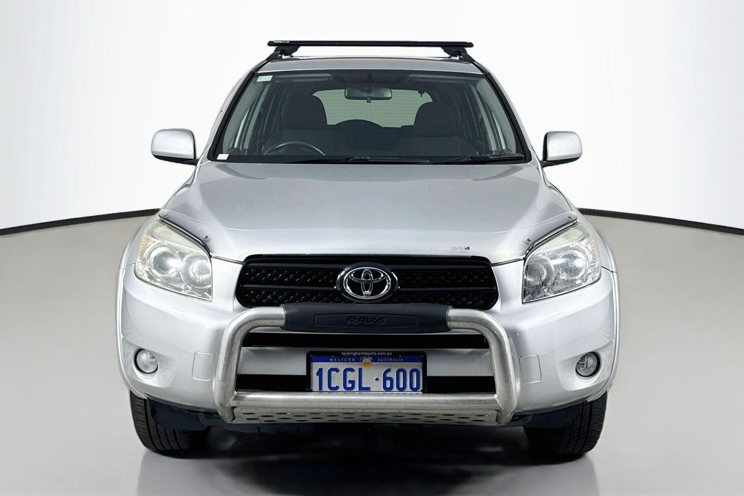 2006 Toyota RAV4 Cruiser in Silver