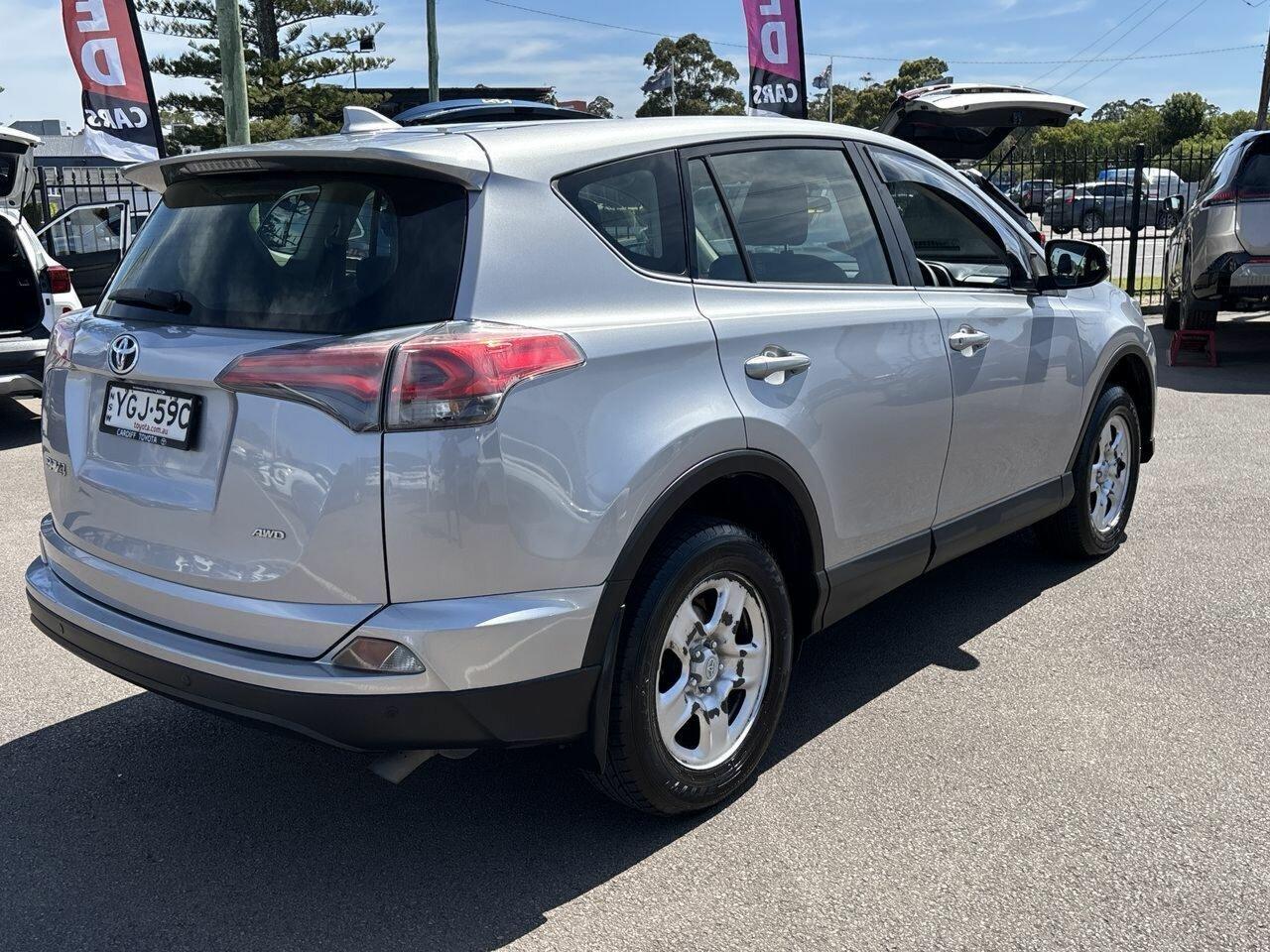 2016 Toyota RAV4 GX AWD in Silver