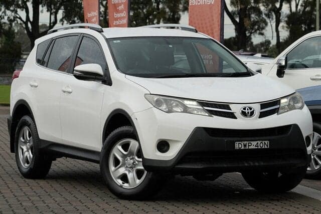 2013 Toyota RAV4 GX in White