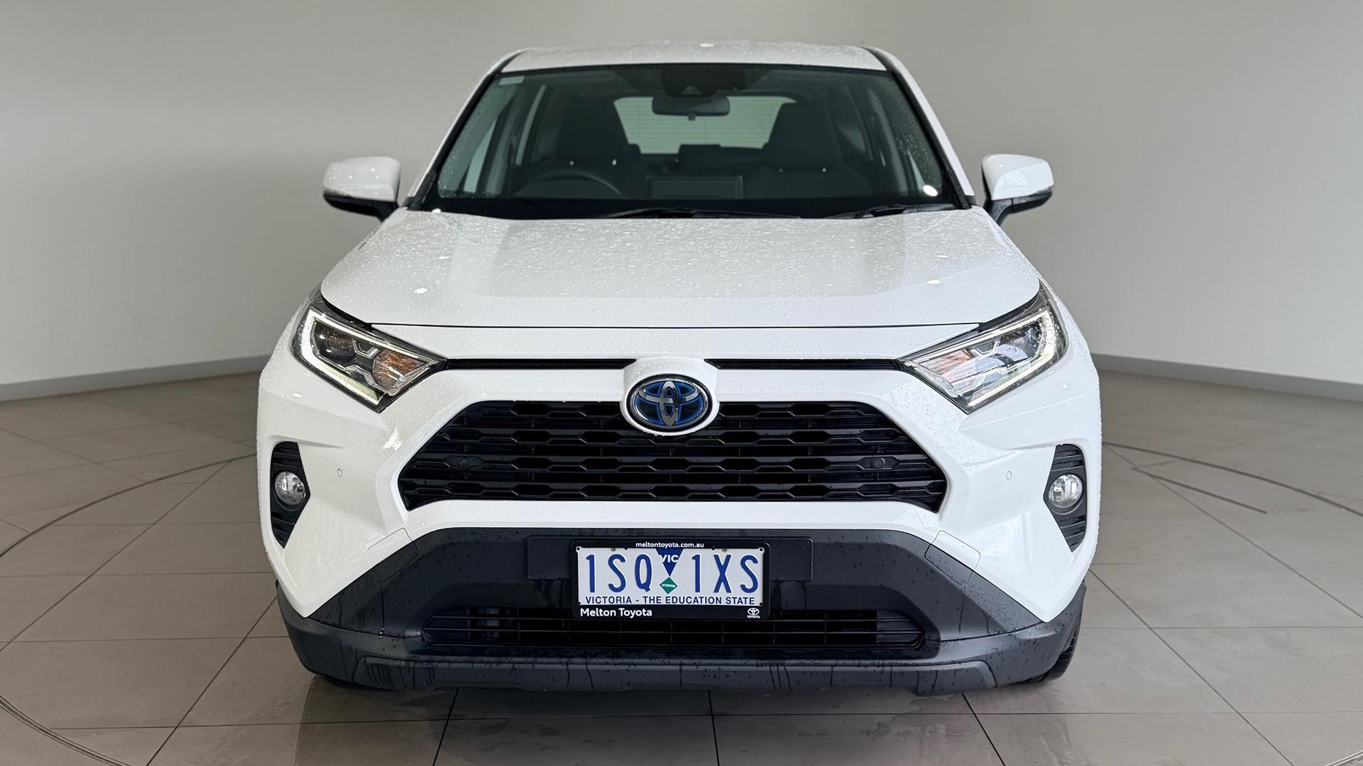 2020 Toyota RAV4 GX in White