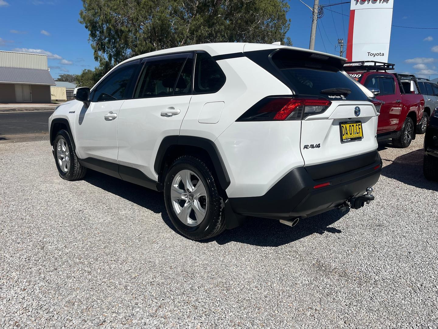 2021 Toyota RAV4 GX in White