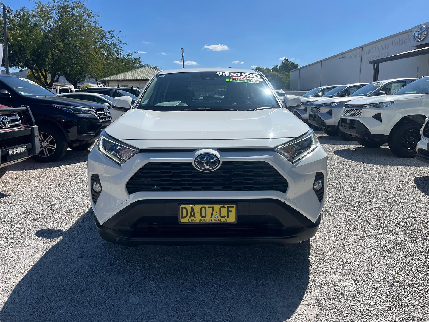 2021 Toyota RAV4 GX in White