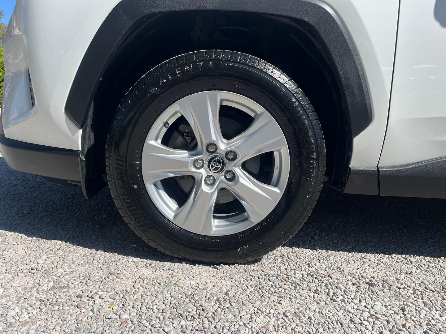 2021 Toyota RAV4 GX in White