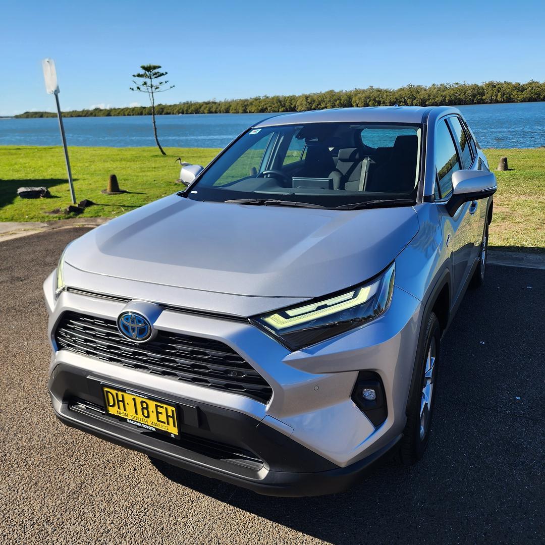 2023 Toyota RAV4 GX AWD in Silver