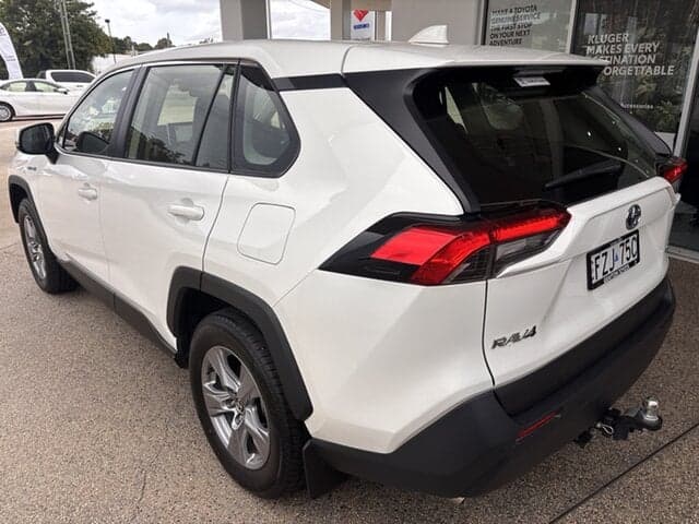 2023 Toyota RAV4 GX AWD in White