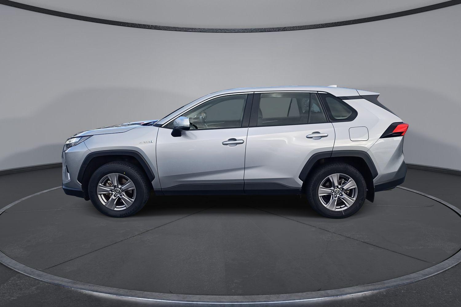 2024 Toyota RAV4 GX in Silver