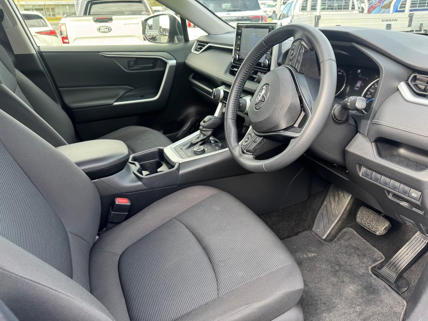 2020 Toyota RAV4 GX AWD in White