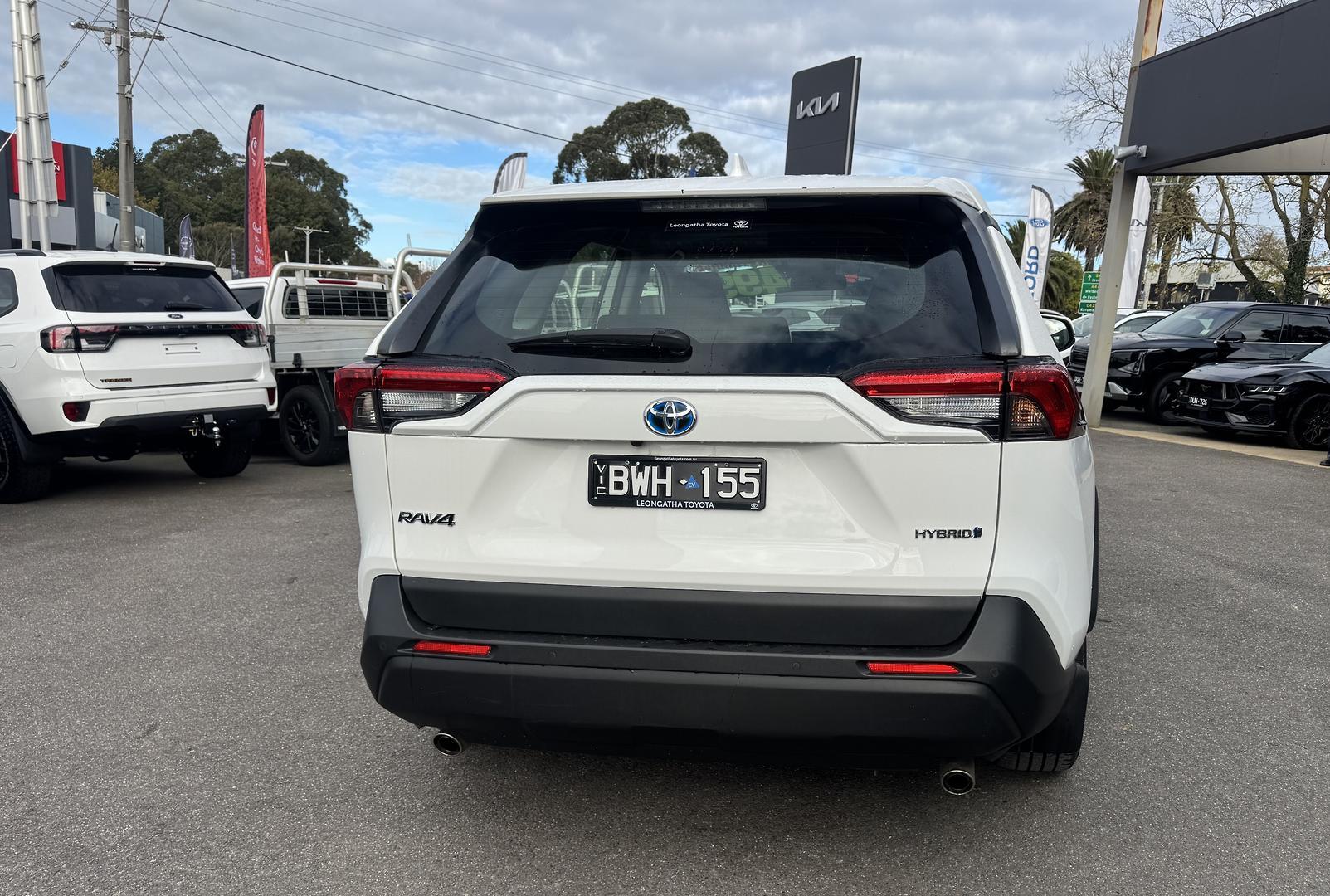 2020 Toyota RAV4 GX AWD in White
