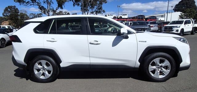 2021 Toyota RAV4 GX AWD in White