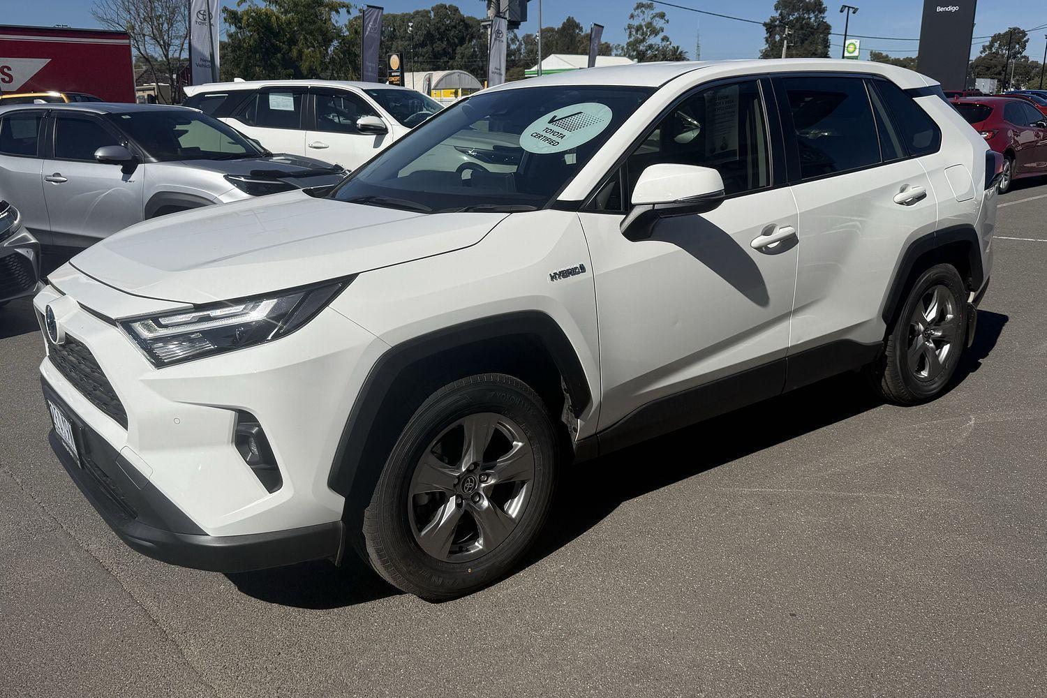 2023 Toyota RAV4 GX AWD in White